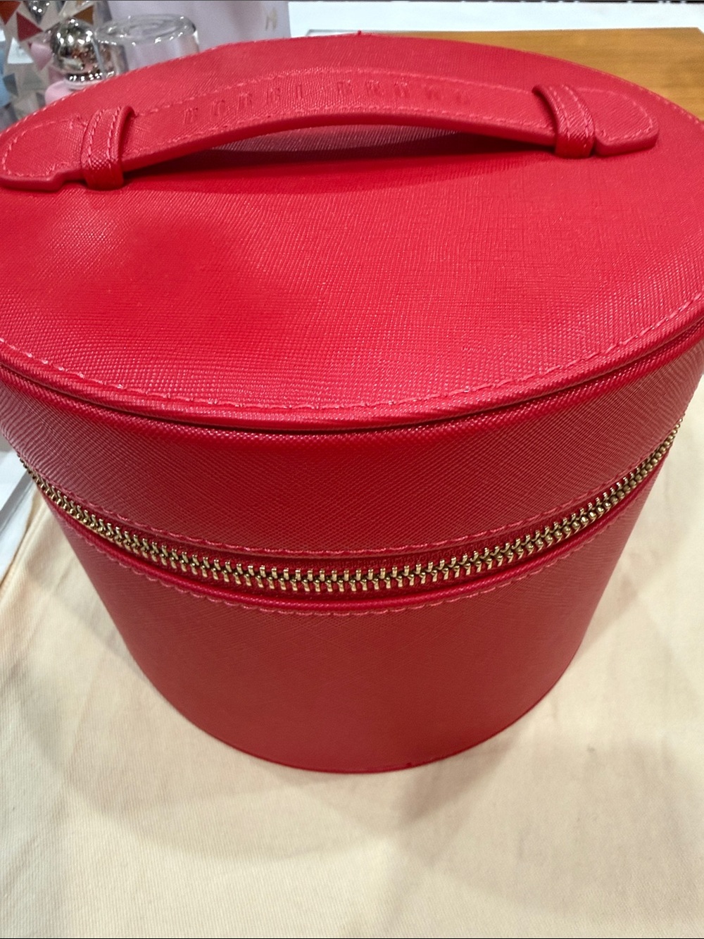 Authentic Bobbi Brown Red Round Carry Cosmetic Case